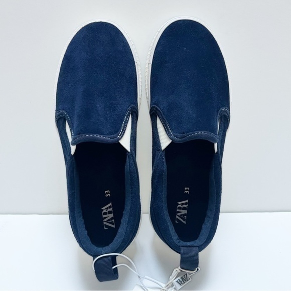 💋Zara boy navy blue suede shoes. Size 2